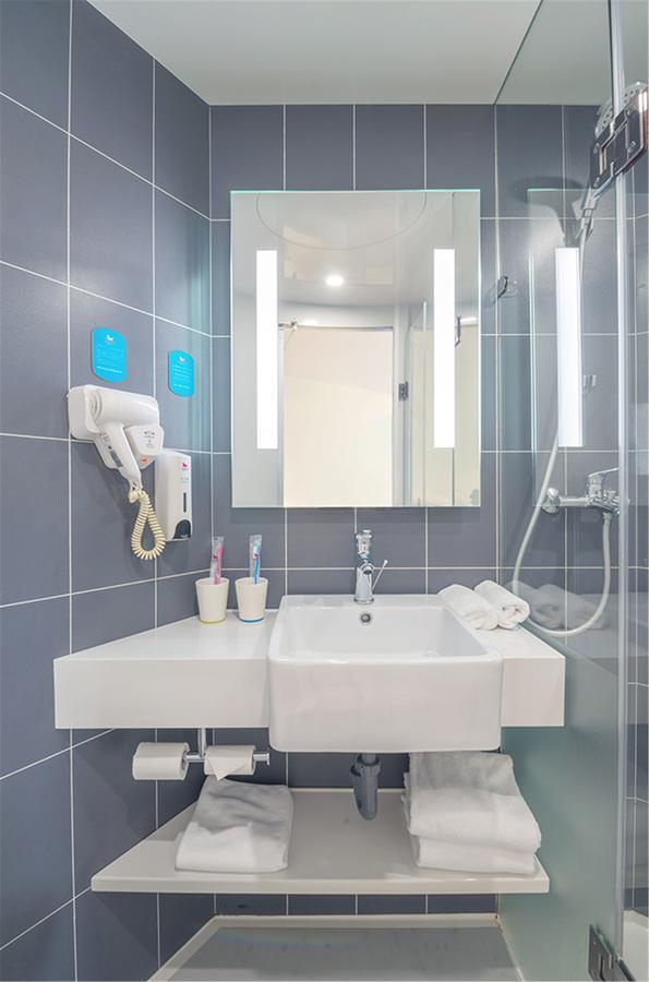 Hanting Express Shanghai Jiazhan Road Екстериор снимка