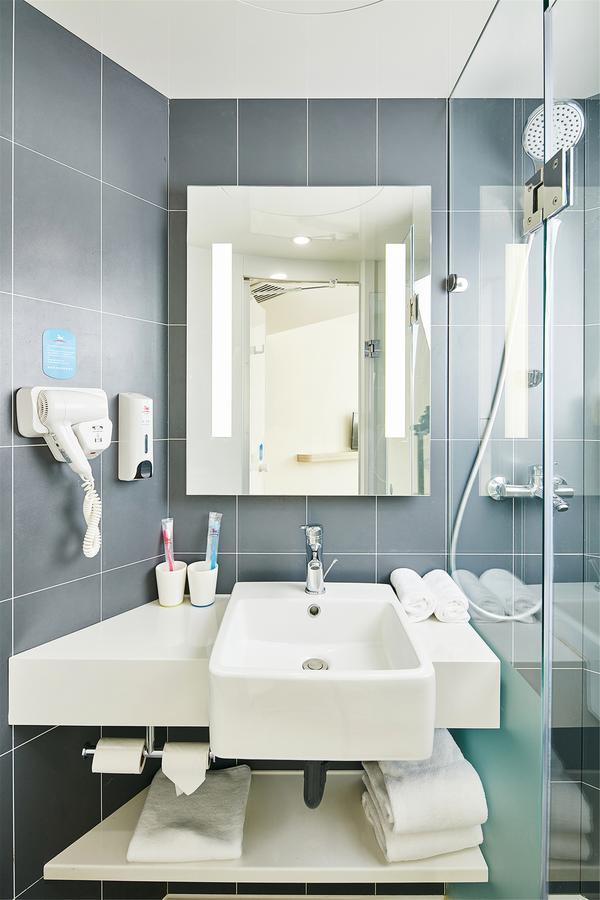 Hanting Express Shanghai Jiazhan Road Екстериор снимка
